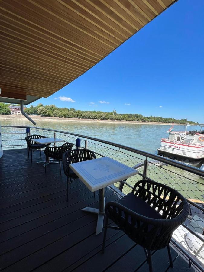Vogue Boat Apartments Budapest Exterior photo
