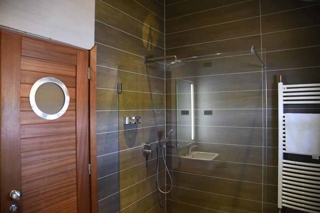 Vogue Boat Apartments Budapest Exterior photo